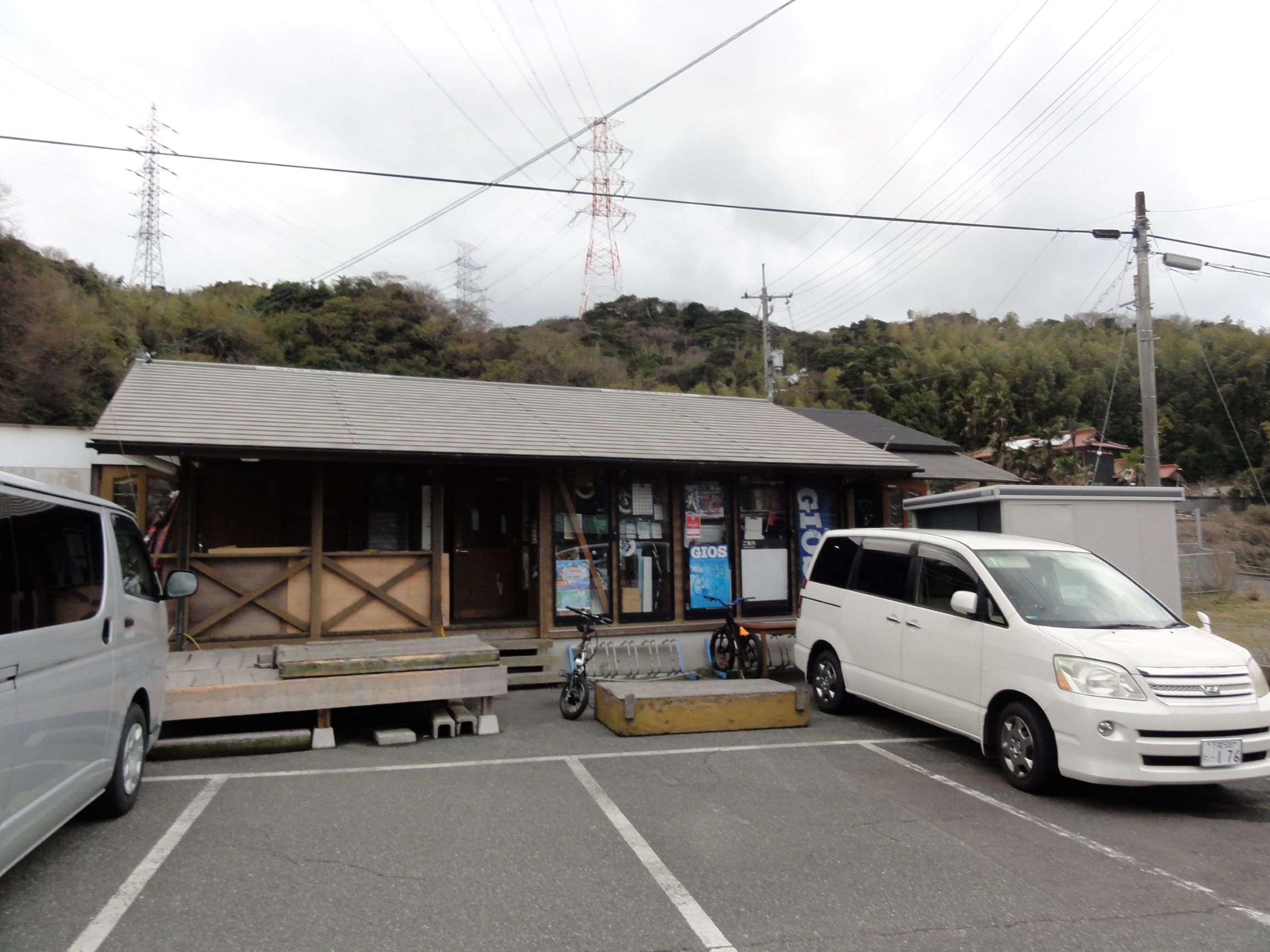 【直接引き取り限定】ロードバイク  ルック車 山口県陶市 直接引き取り限定】ロードバイク ルック車 山口県陶市 - 自転車