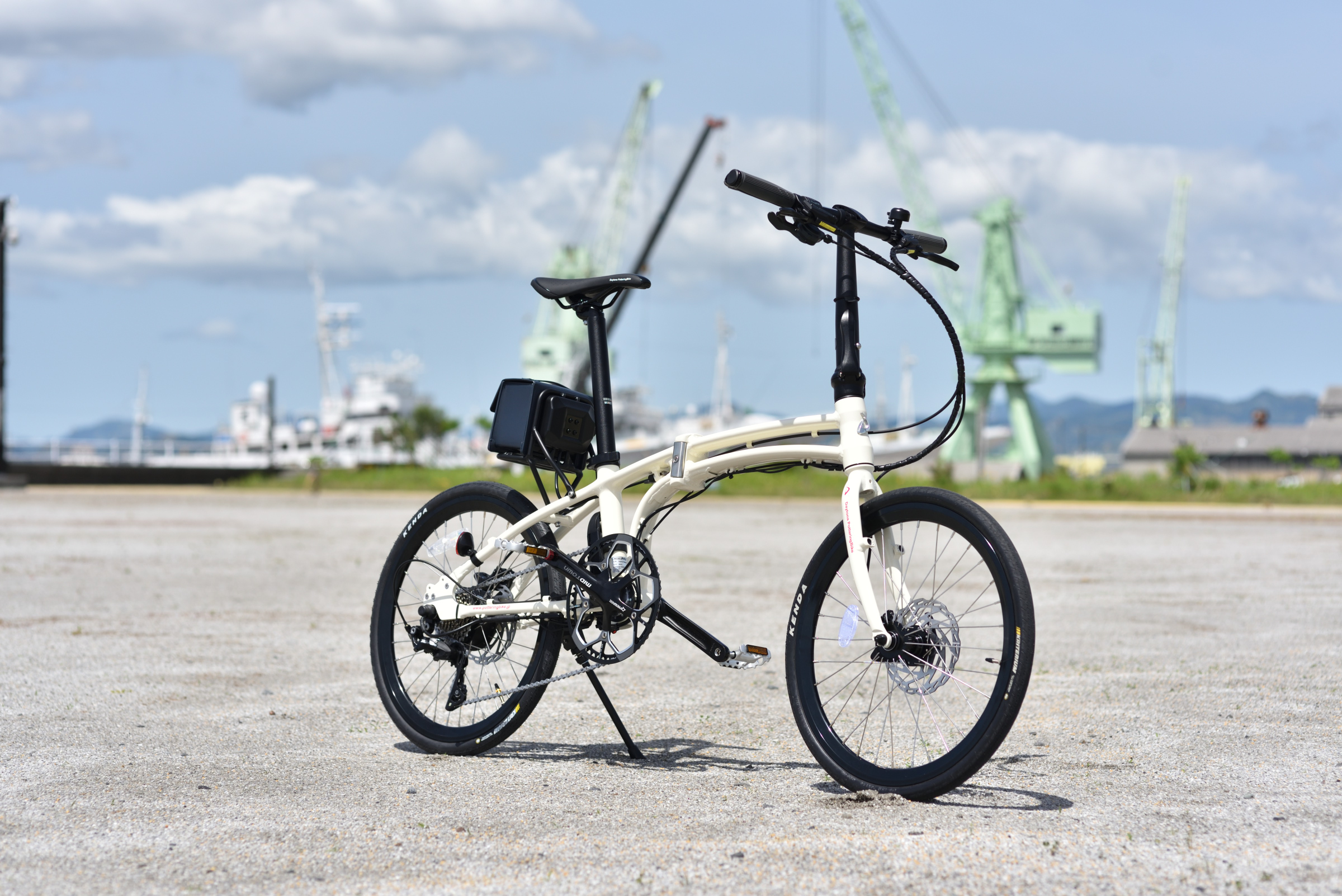 Daytona Mobility DE01 電動アシスト自転車　白色 Daytona Mobility DE01 電動アシスト自転車 白色 Daytona Mobility